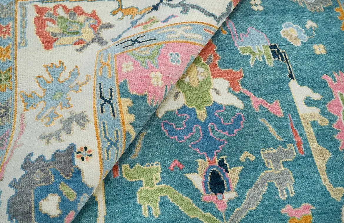 hand-knotted woolen rug Bhadohi