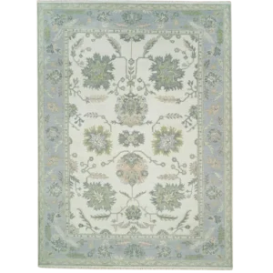 Premium Hand Knotted Round Woolen Rug – Bhadohi India